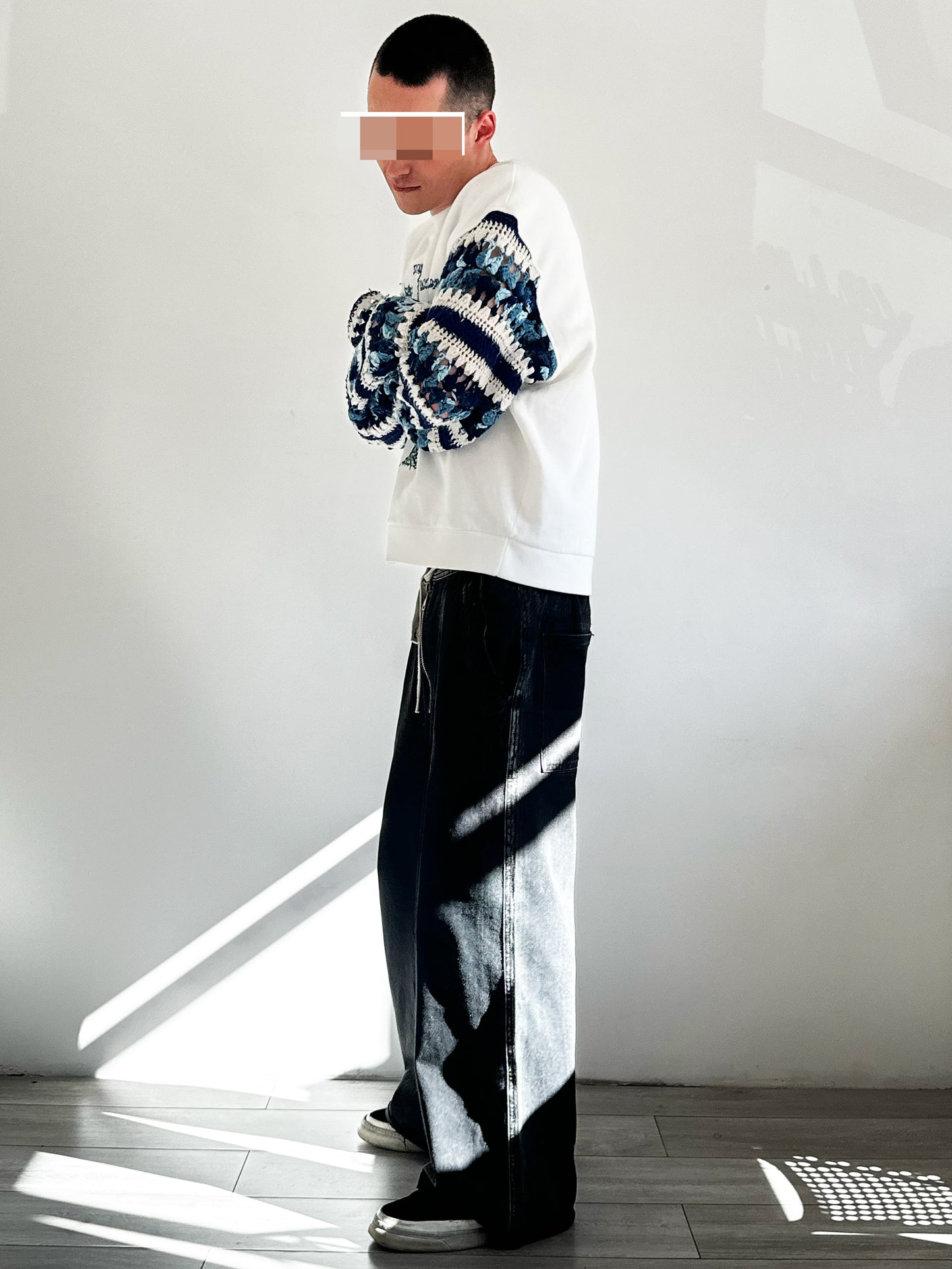 CROCHET CREWNECK {M}