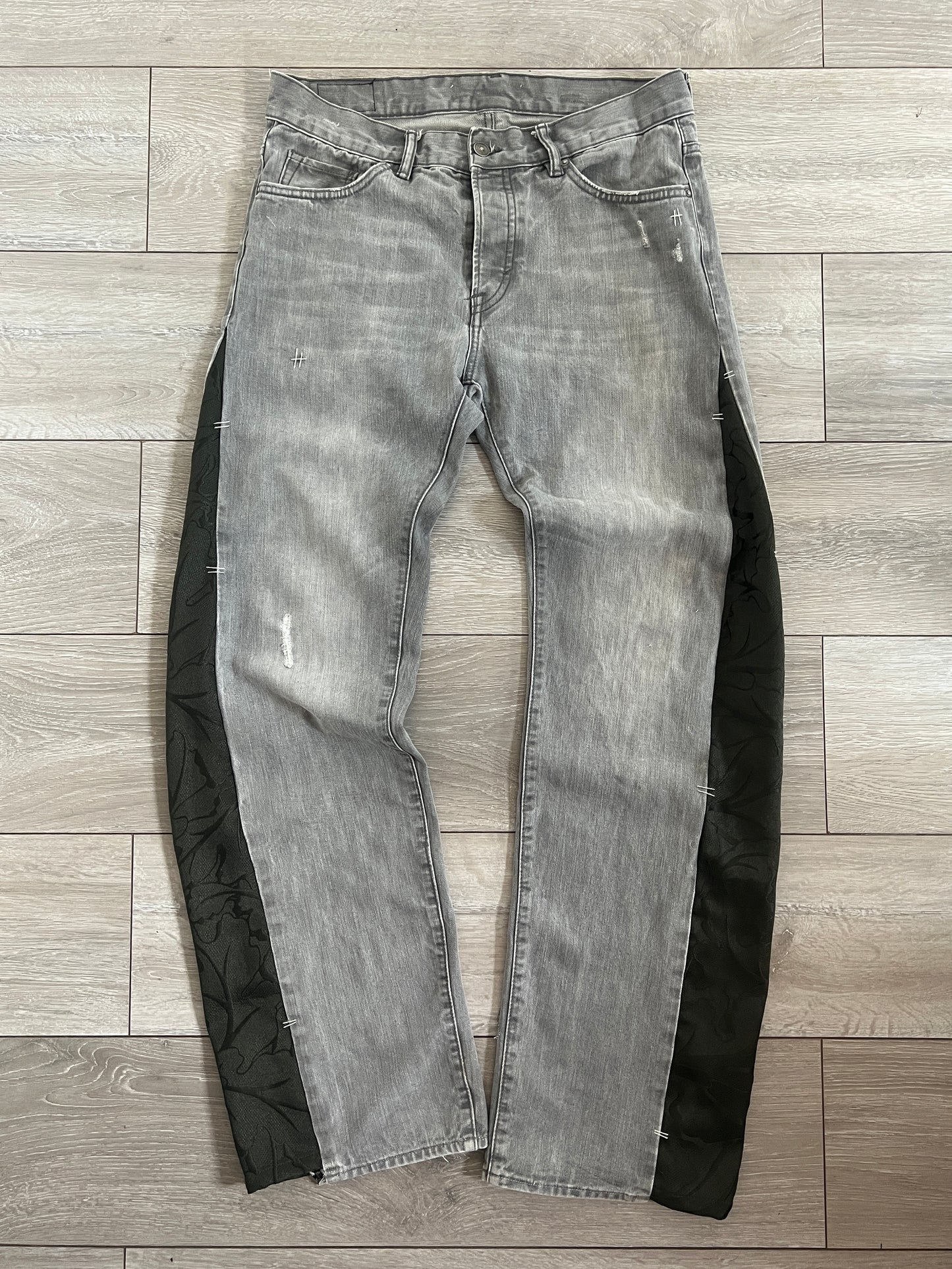 FLARED DENIM {34x33}
