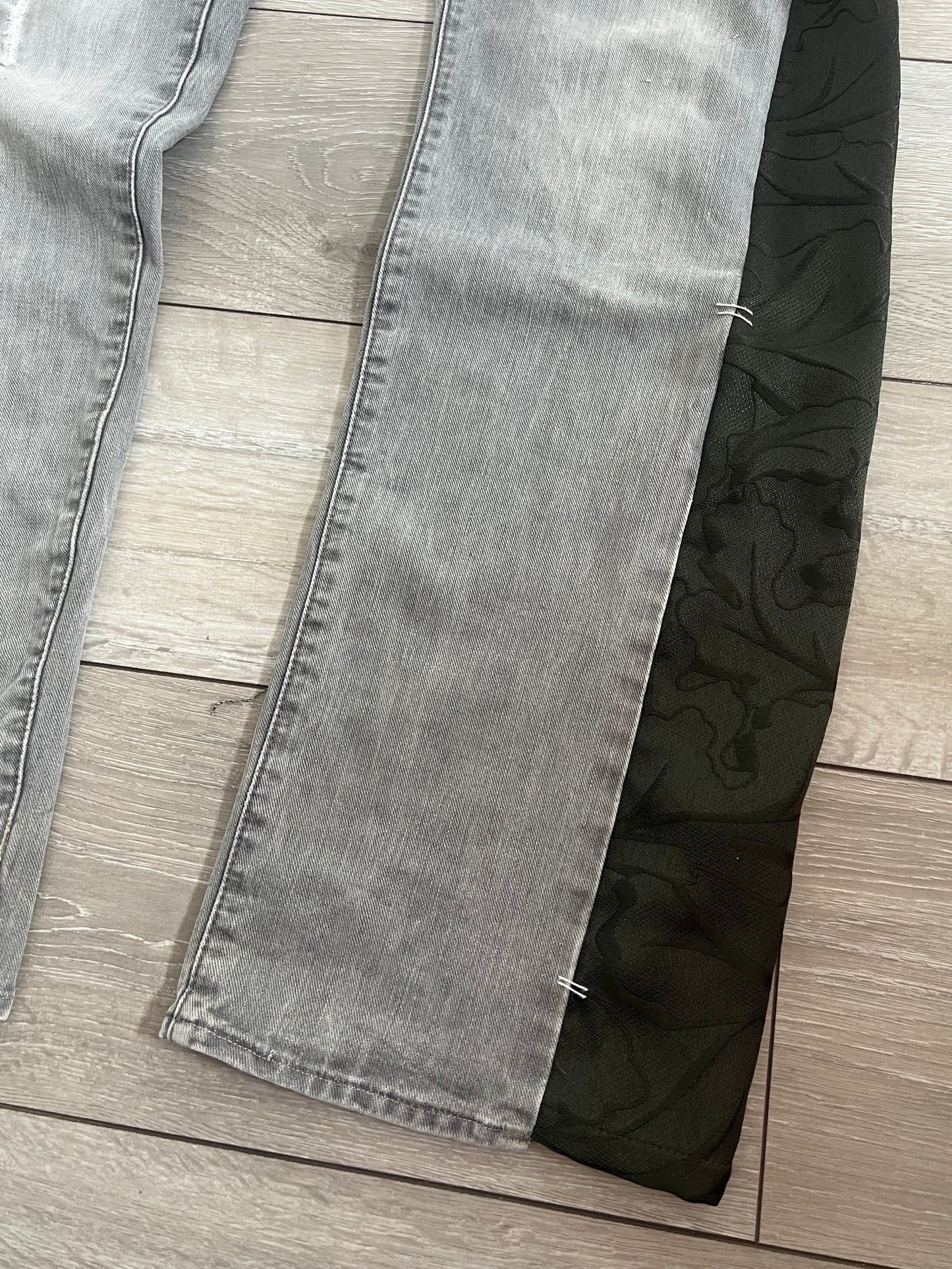 FLARED DENIM {34x33}