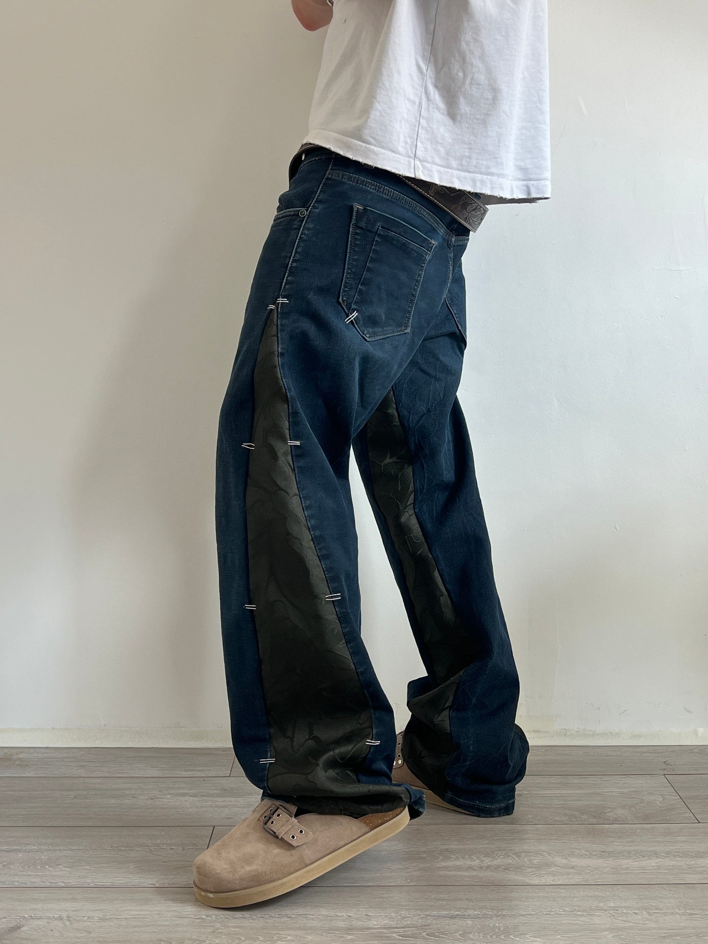 FLARED DENIM {35x32}